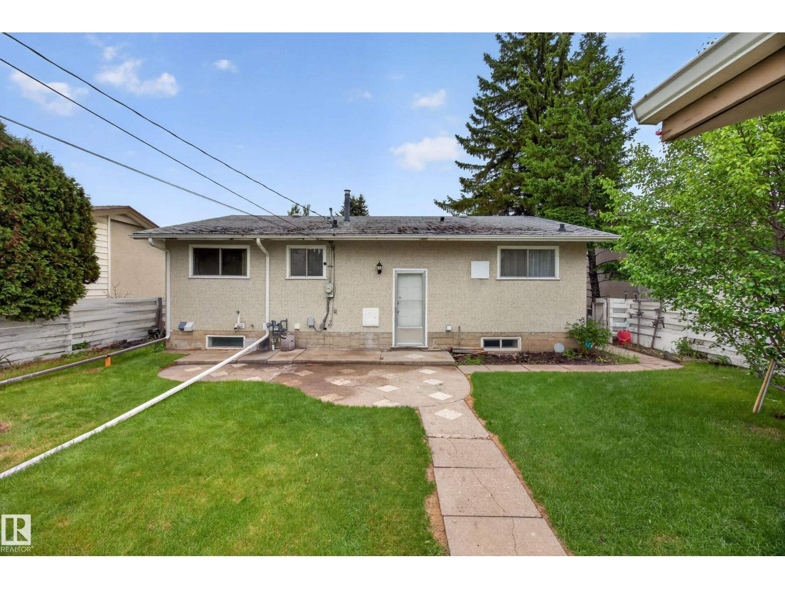 5216 104A ST NW - 48