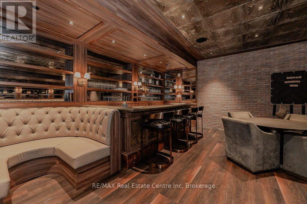 #402 73 ARTHUR STREET S - 35