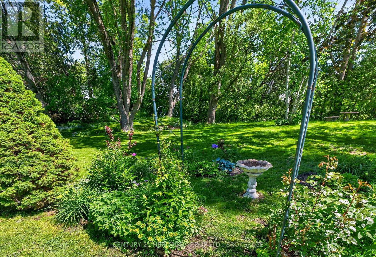 136 OLD DANFORTH ROAD - 41