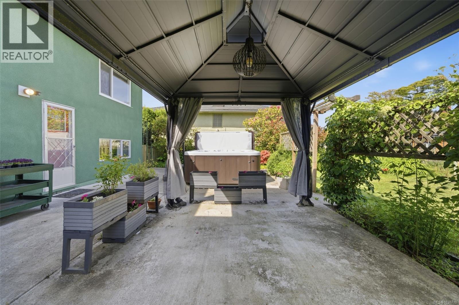  1750 North Dairy Road, Saanich