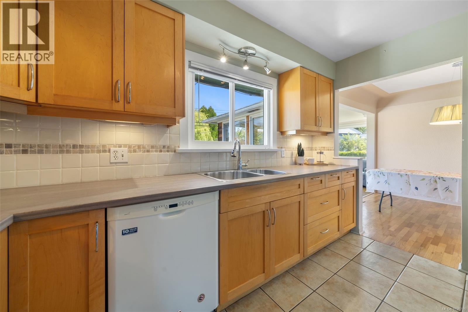 1750 North Dairy Rd - 5