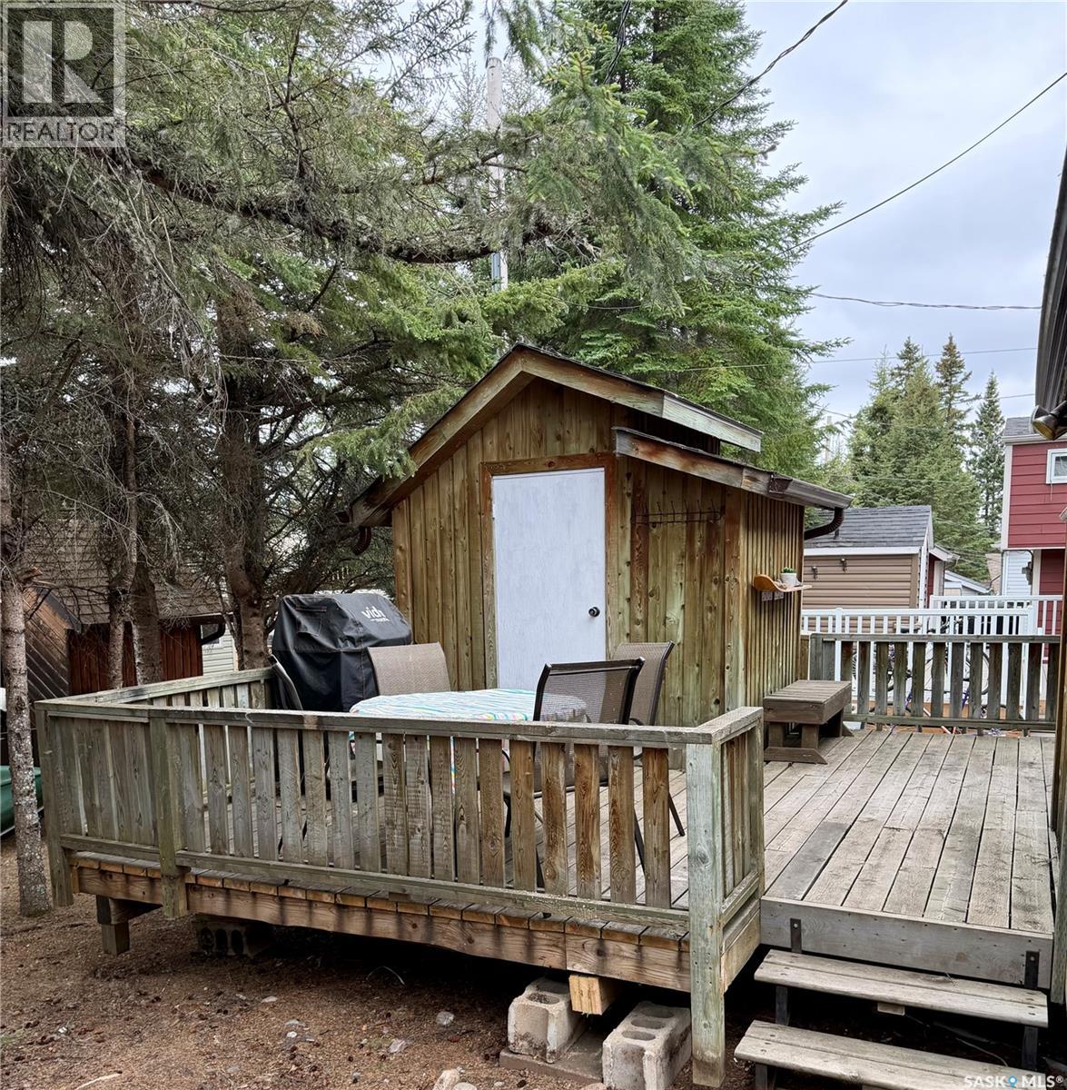 1515 Finch - 12
