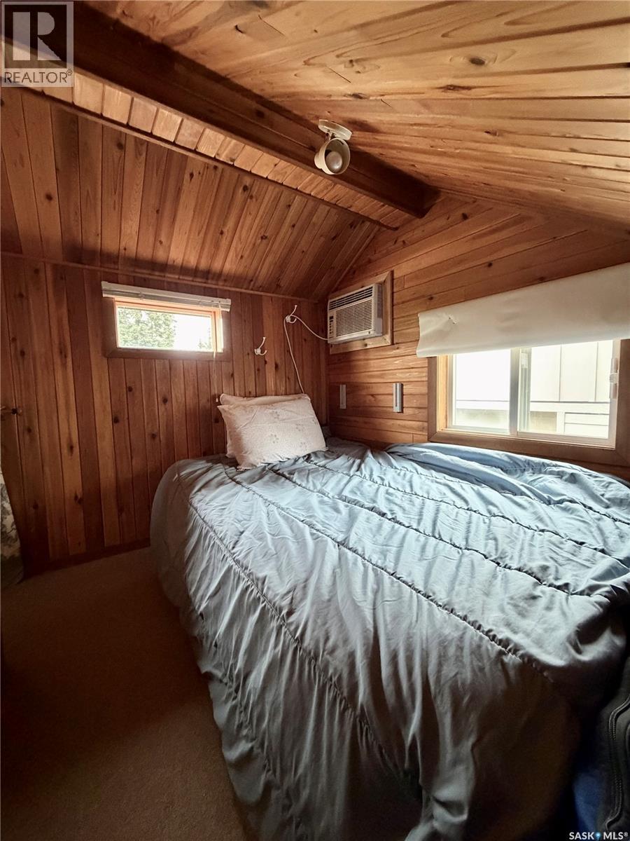 1515 Finch - 8