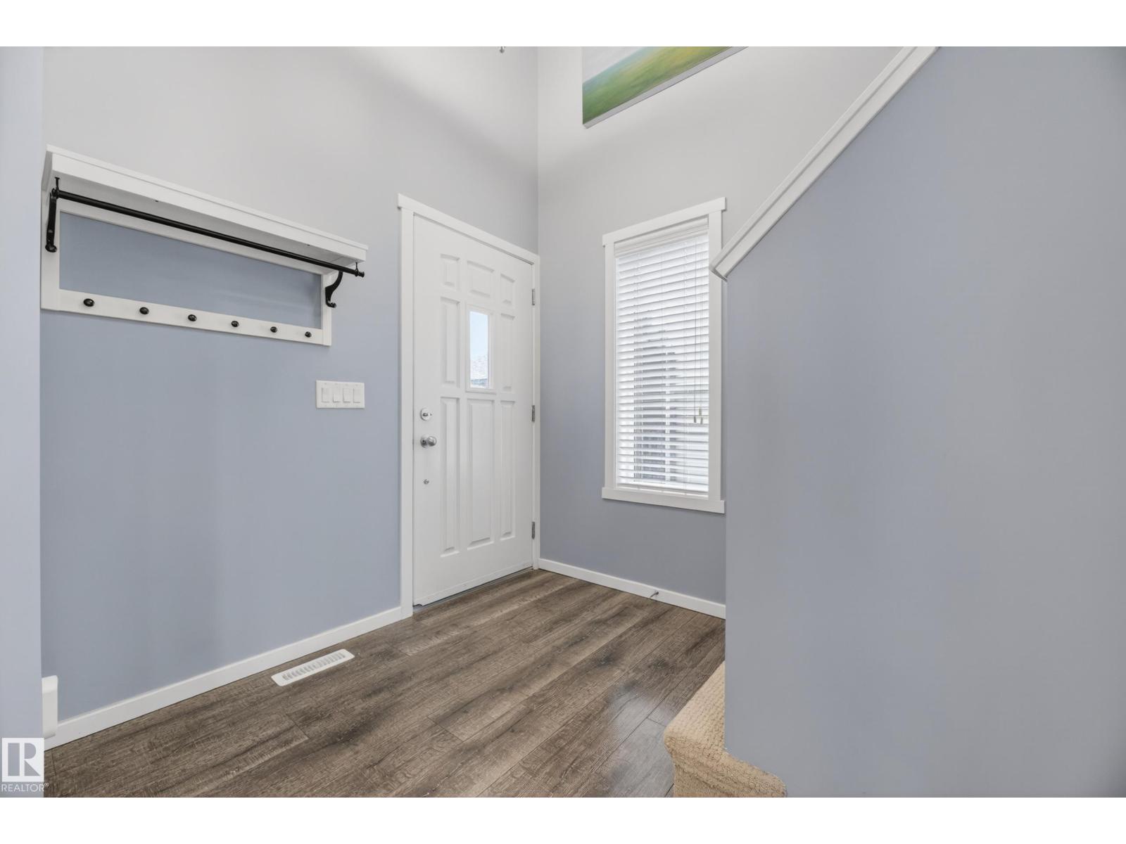 7626 ELLESMERE WY exterior