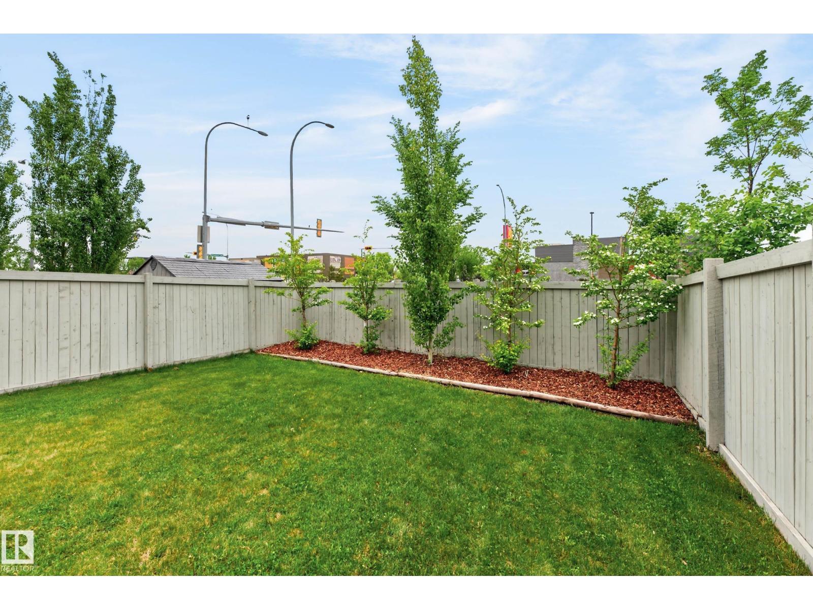 7626 ELLESMERE WY — photo 37