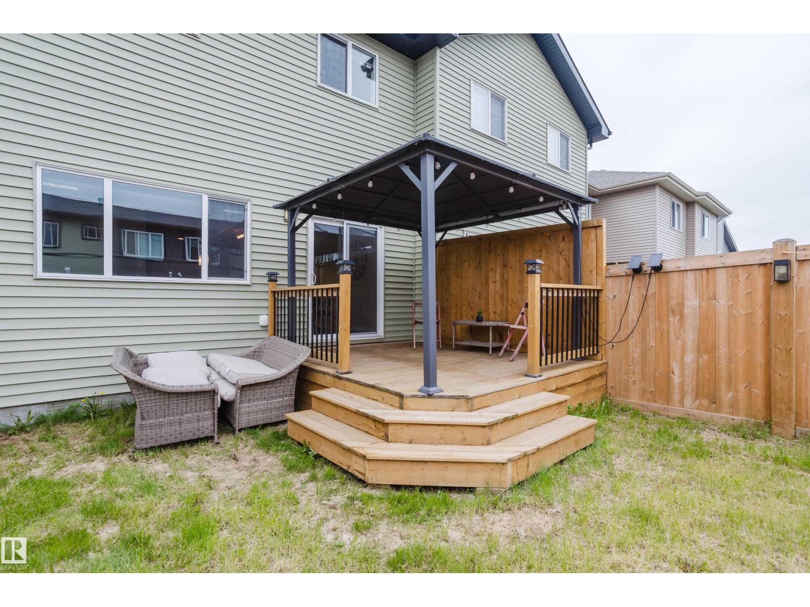 9142 PEAR DR SW - 38