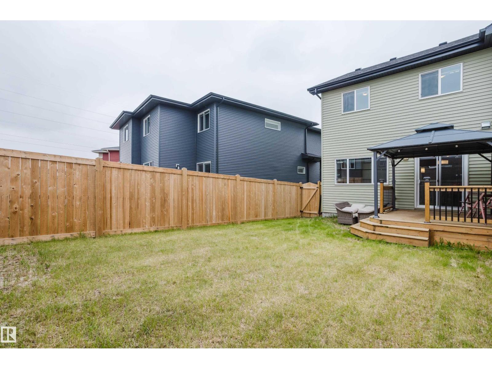 9142 PEAR DR SW - 40