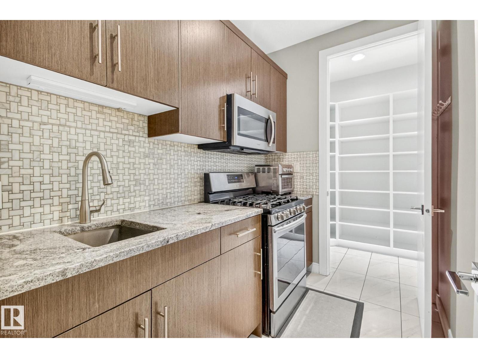 5803 32 ST NE - 15