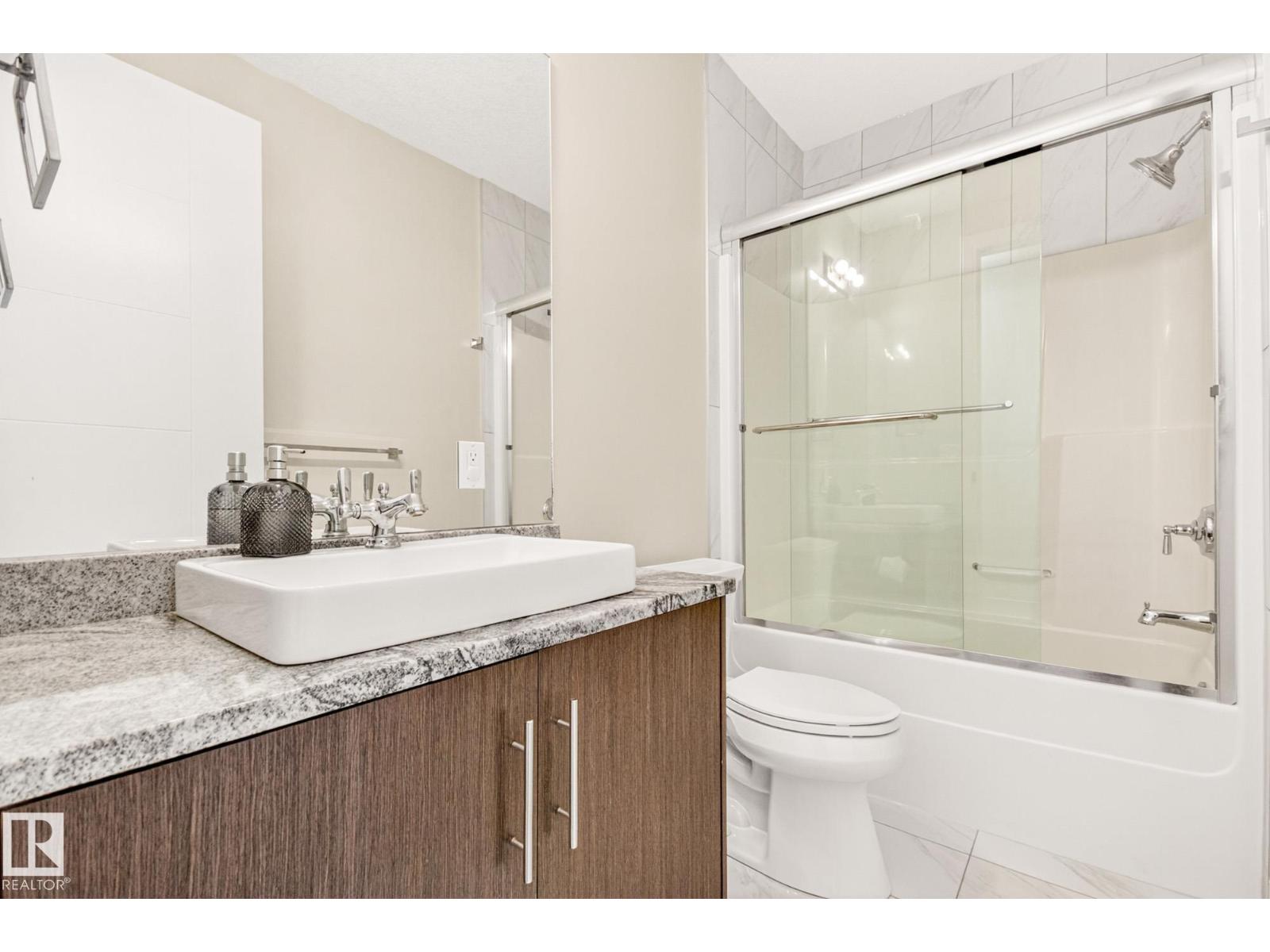 5803 32 ST NE - 18