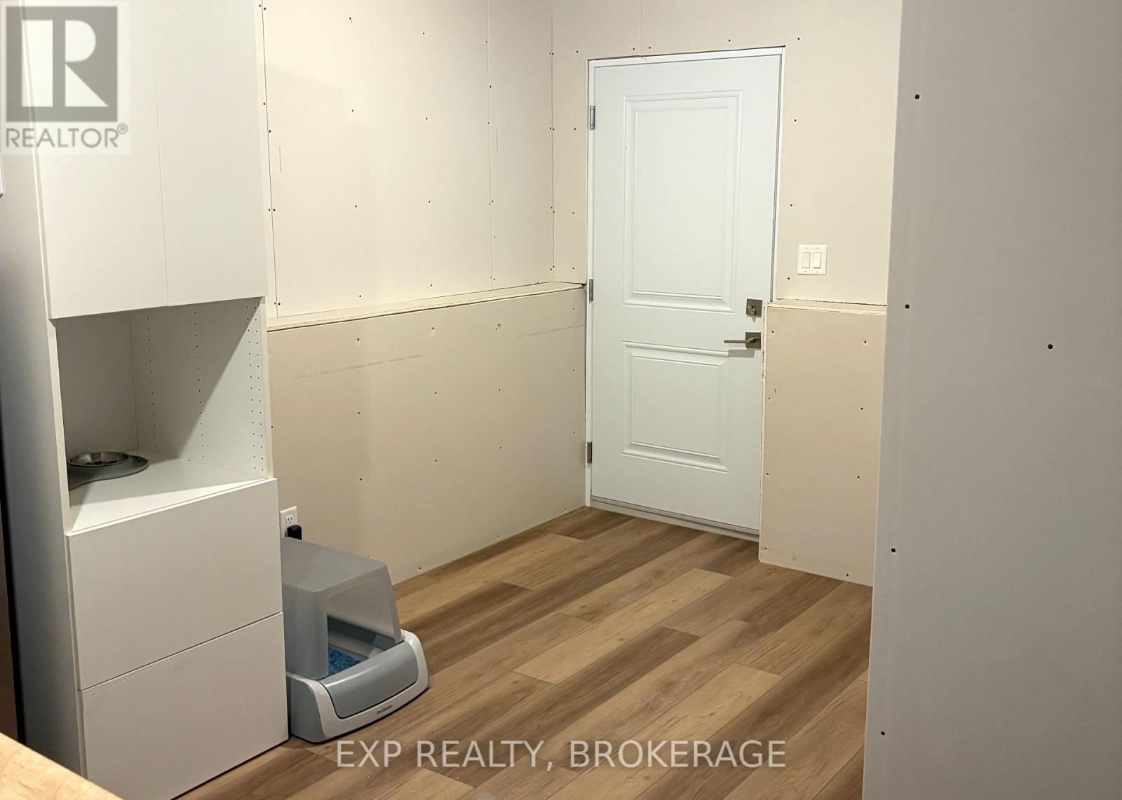 5576 MCFADDEN ROAD - 32