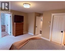 5179 Riverview Road, Fairmont Hot Springs, BC V0B1L1 Photo 36