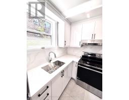 100 Portland Street, Toronto, ON M8Y1A7 Photo 9