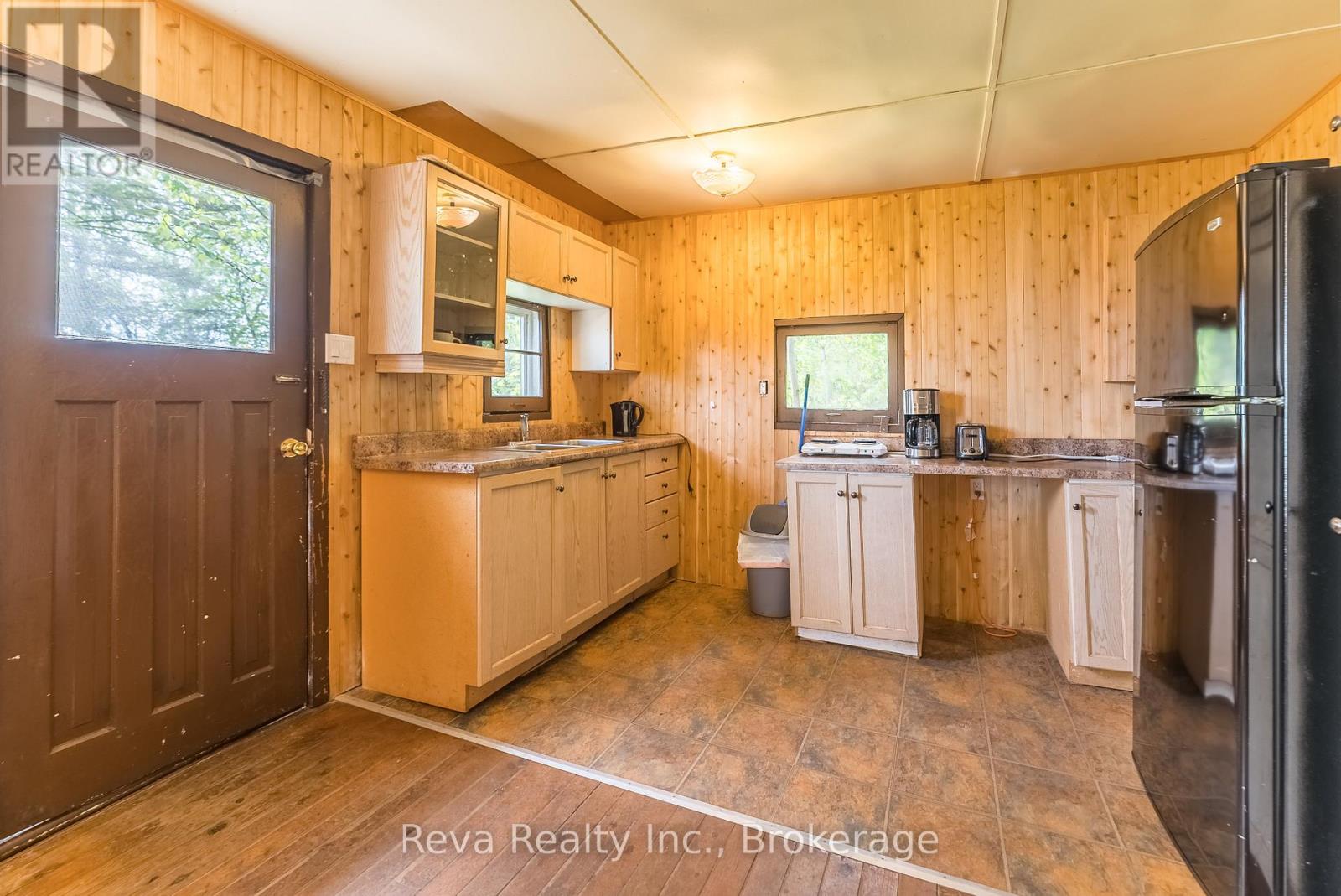 1535 NORTH BAPTISTE LAKE ROAD - 31