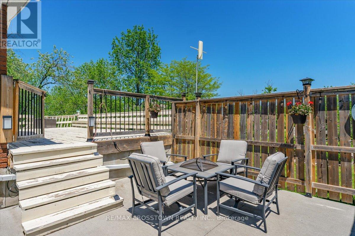 1074 MILLHAVEN ROAD - 44