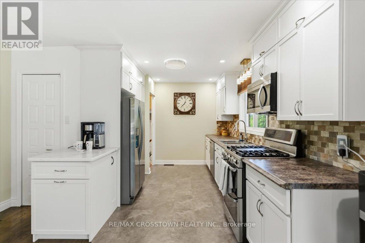 1074 MILLHAVEN ROAD - 9