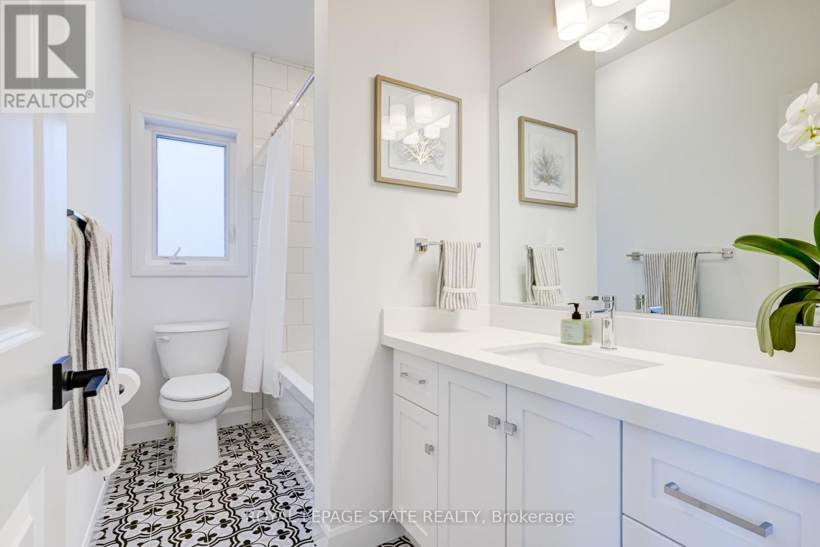 39 BEACHWALK CRESCENT - 22