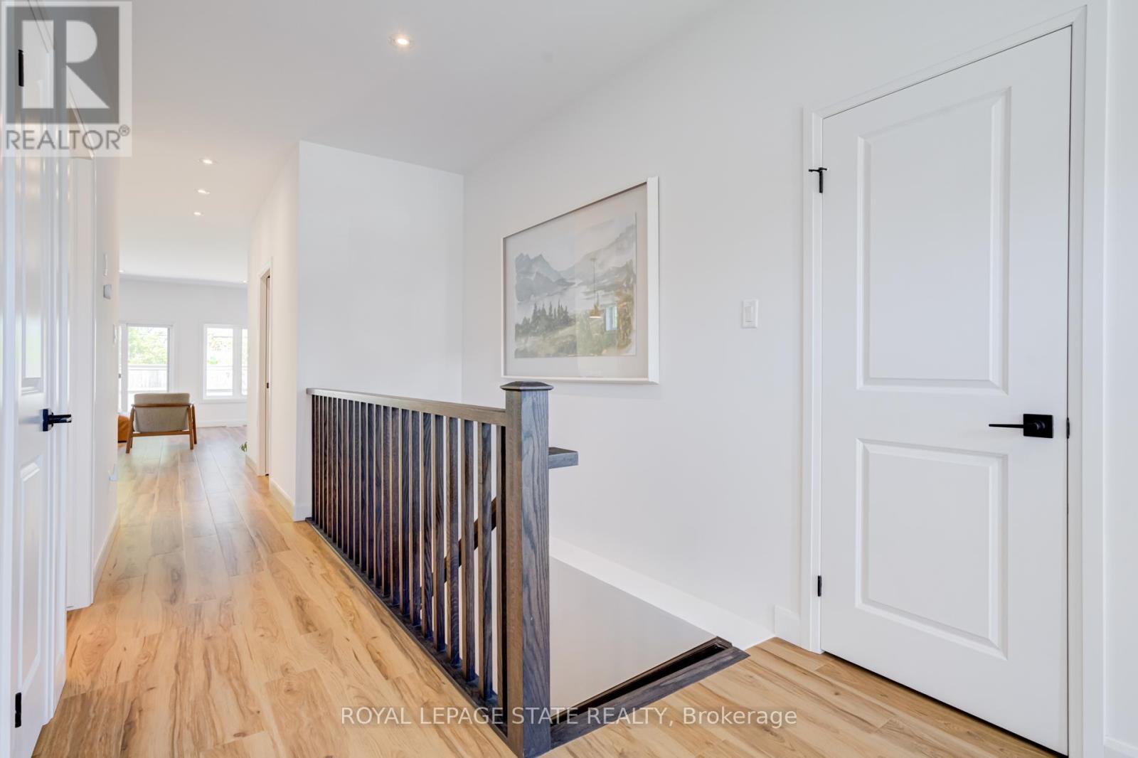 39 BEACHWALK CRESCENT - 26