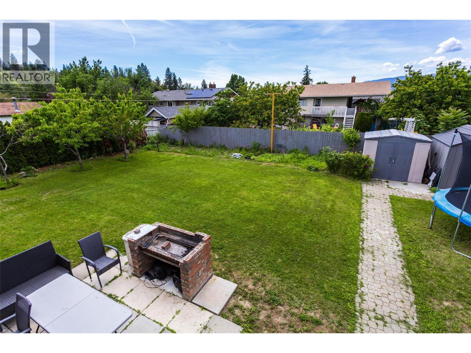 610 Ziprick Road - 23