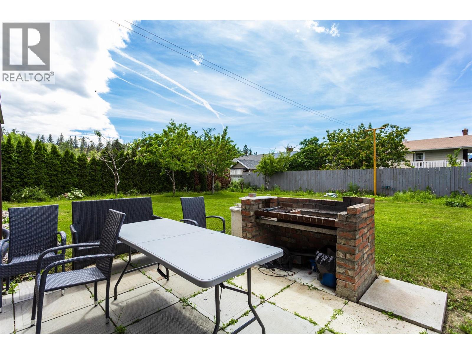 610 Ziprick Road - 34