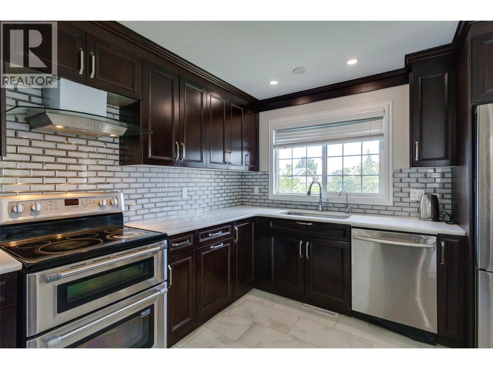 610 Ziprick Road - 15