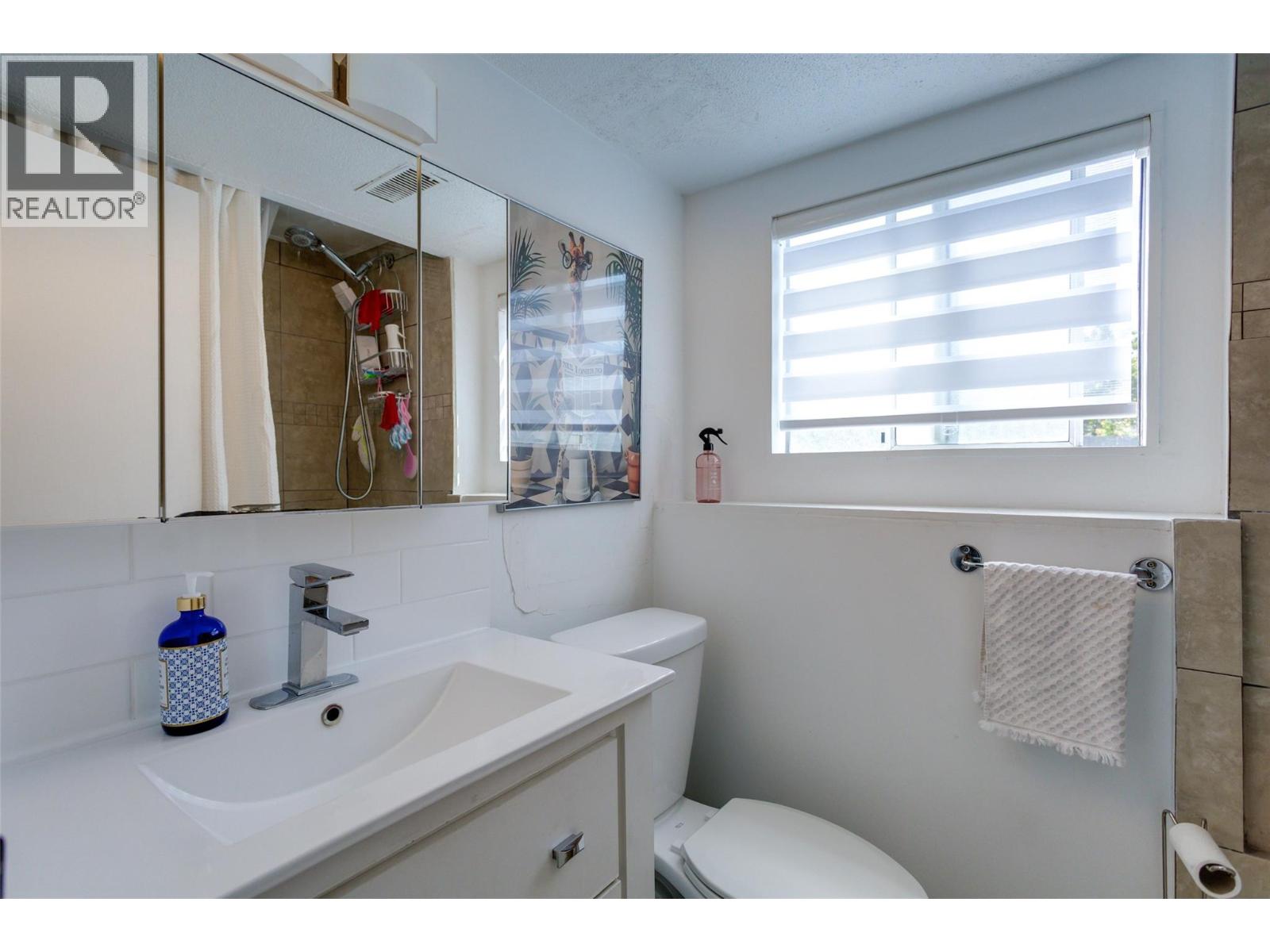 610 Ziprick Road - 52