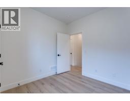 796 Glenwood Avenue Unit# 2, Kelowna, BC V1Y5M5 Photo 36