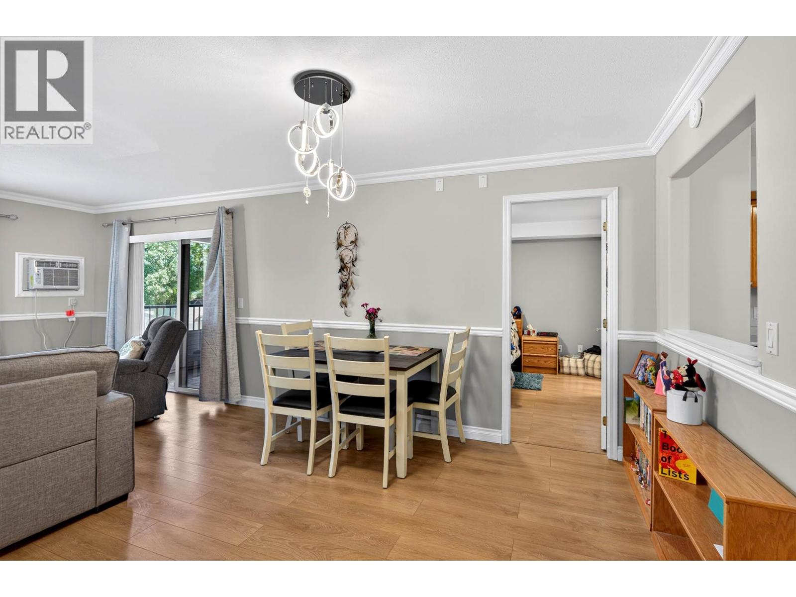 #201 860 Nicolani Drive - 9