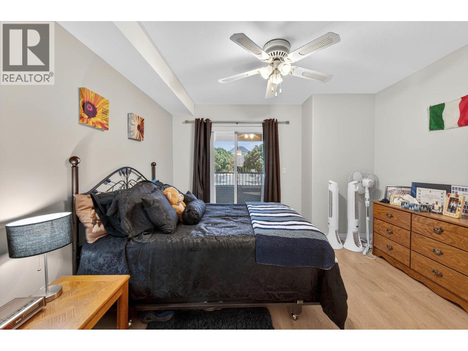 #201 860 Nicolani Drive - 12