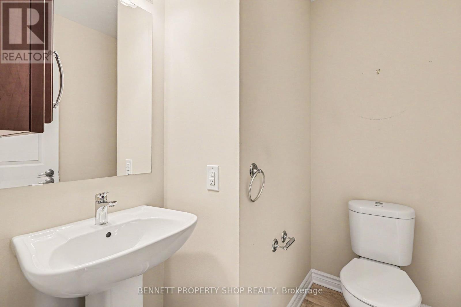 520 DES GENEVRIERS STREET - 23