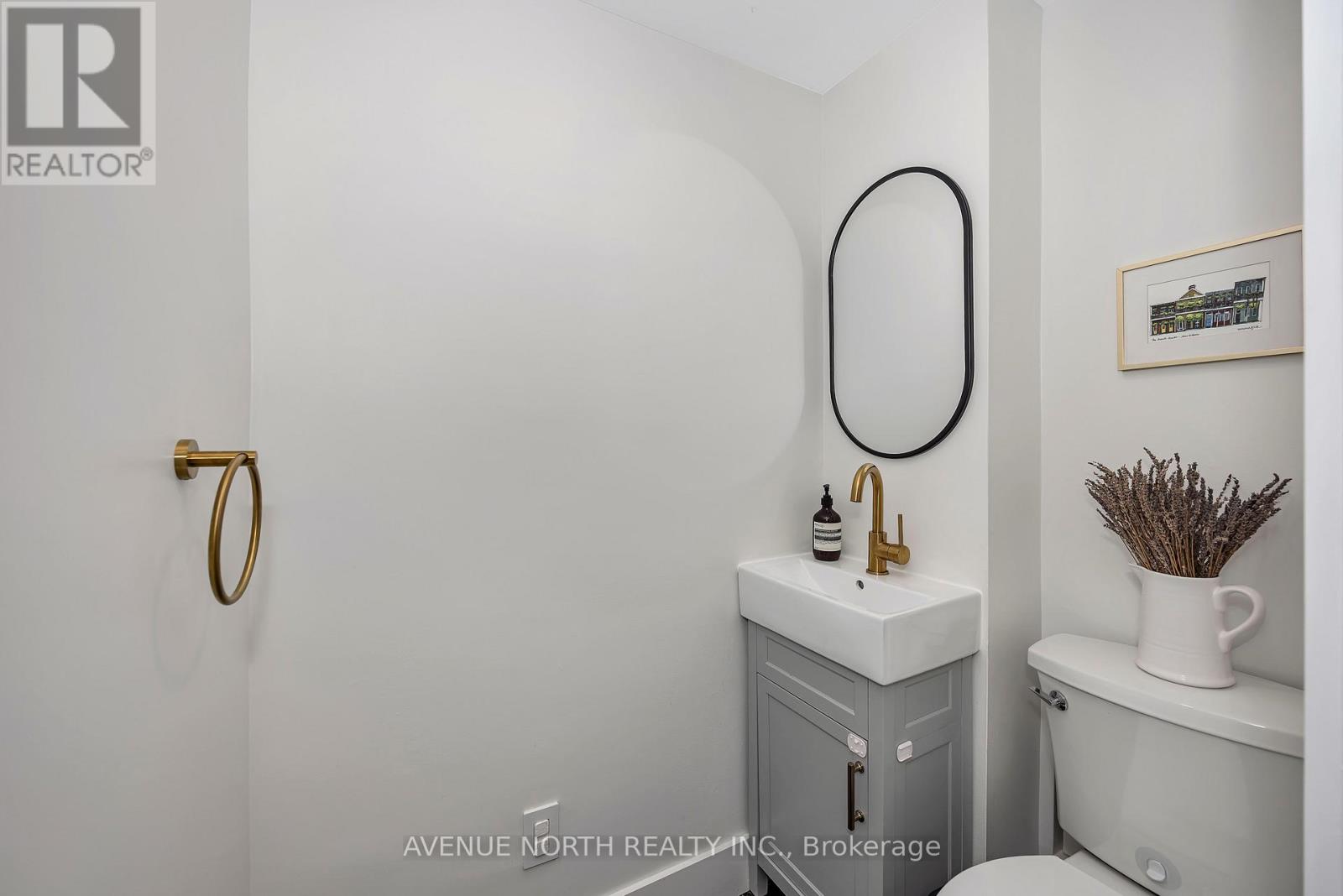 1091 GLADSTONE AVENUE - 17