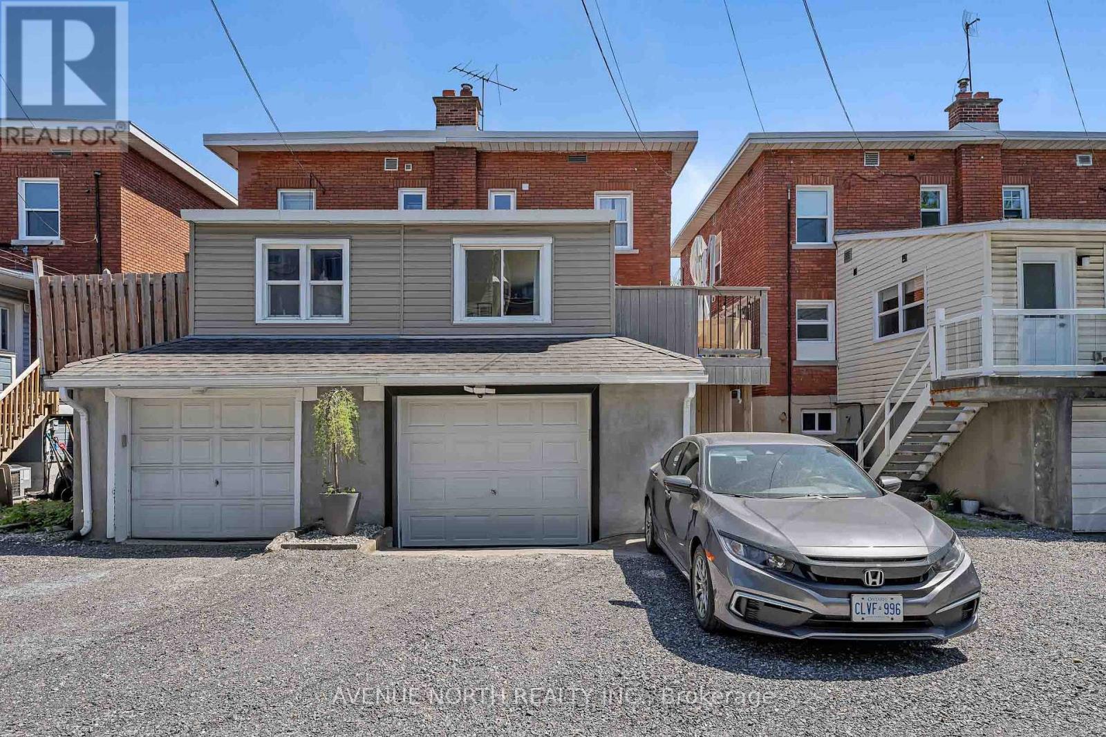 1091 GLADSTONE AVENUE - 41
