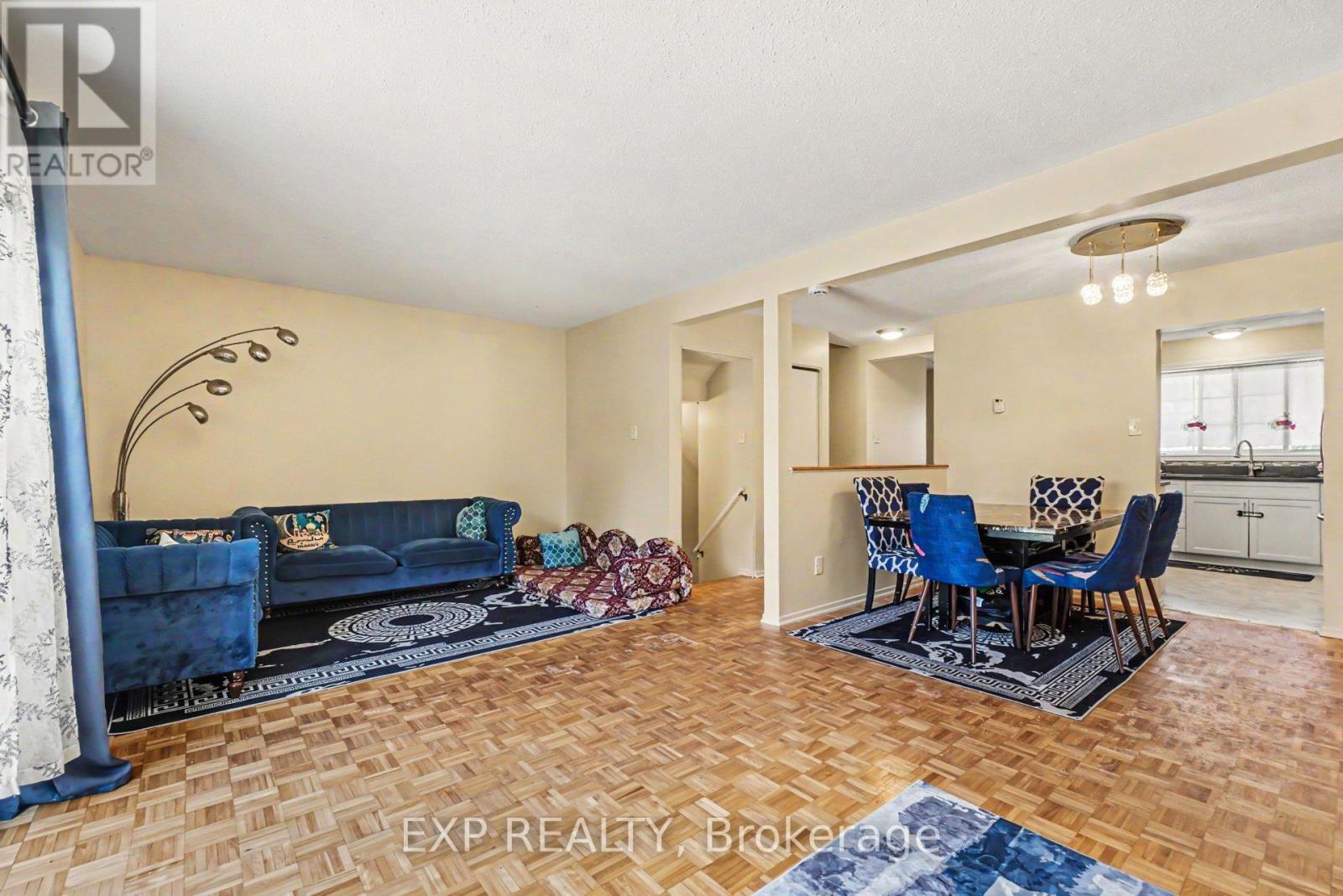#6 1565 HERON ROAD - 10