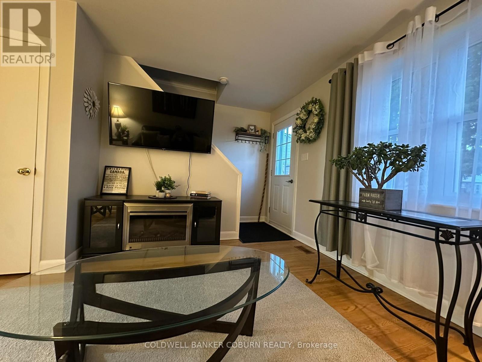 22 CASSELMAN ROAD - 5
