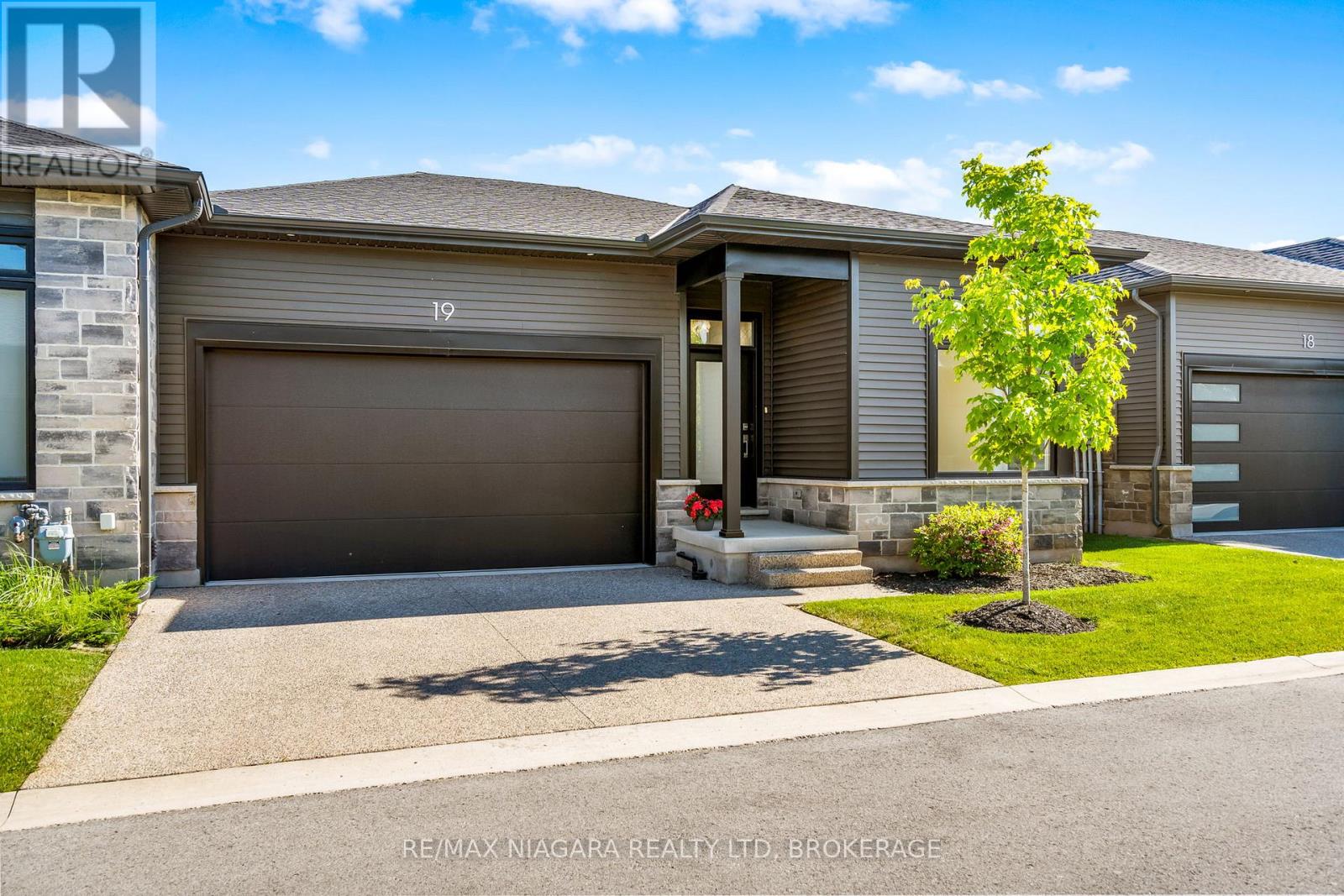 #19 8974 WILLOUGHBY DRIVE - Image 2