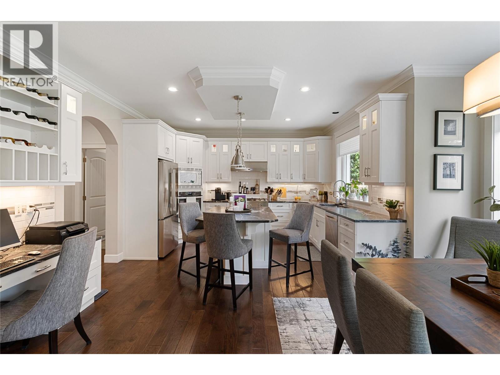 292 Upper Canyon Drive N - 12