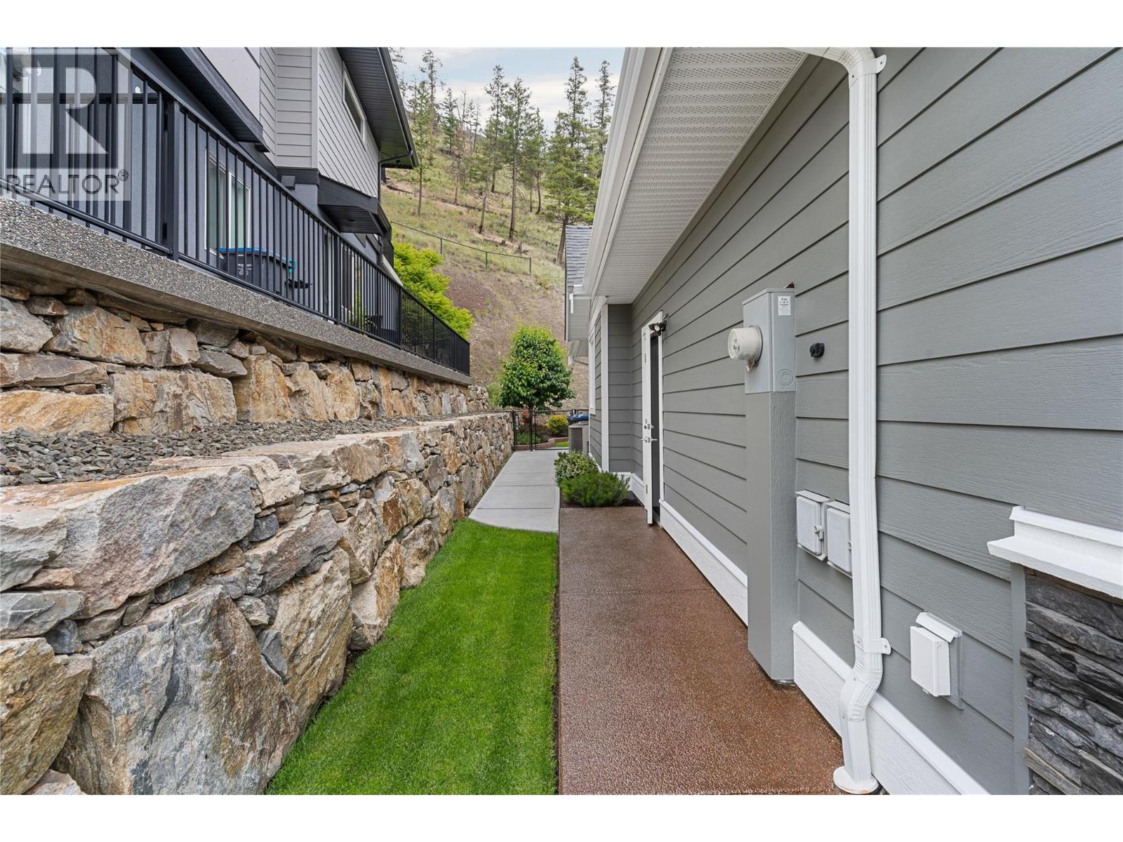 292 Upper Canyon Drive N - 37