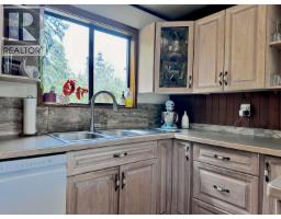 6300-6310 N Horse Lake Road, 100 Mile House, BC V0K2E3 Photo 20