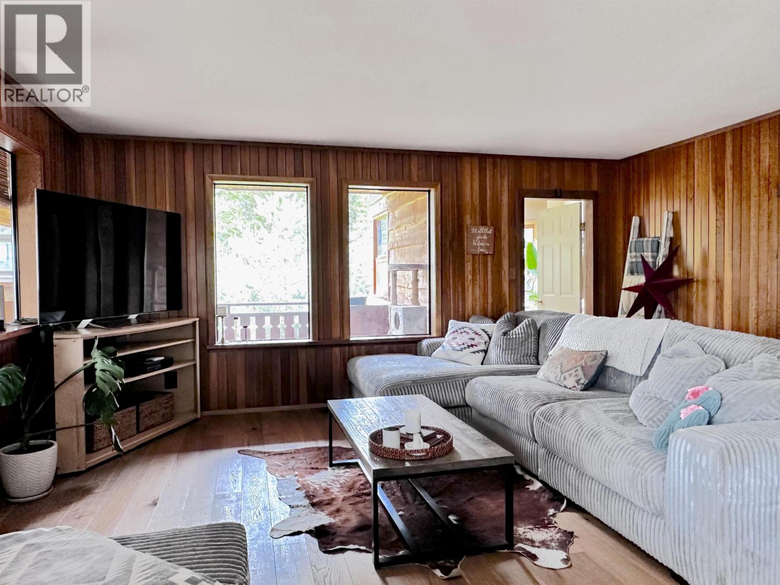 6300-6310 N HORSE LAKE ROAD - 9