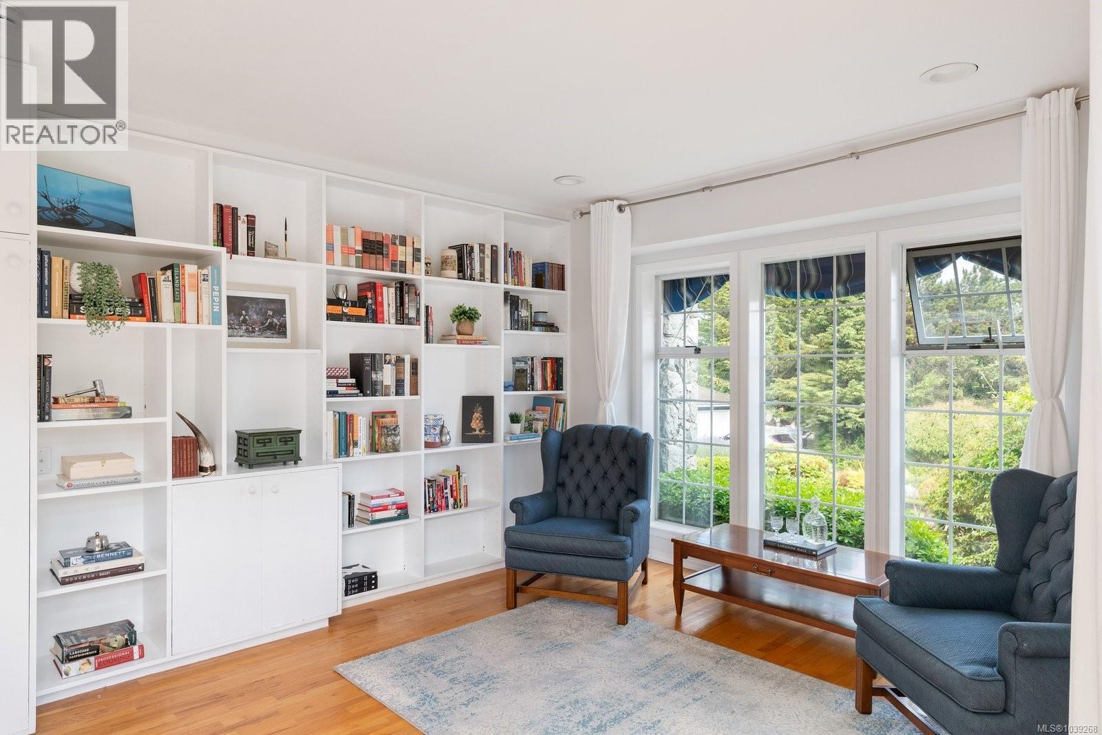  764 Richmond Avenue, Victoria