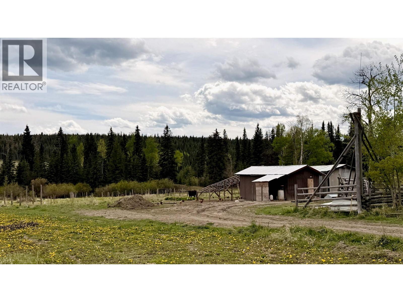 6300-6310 N HORSE LAKE ROAD - 38