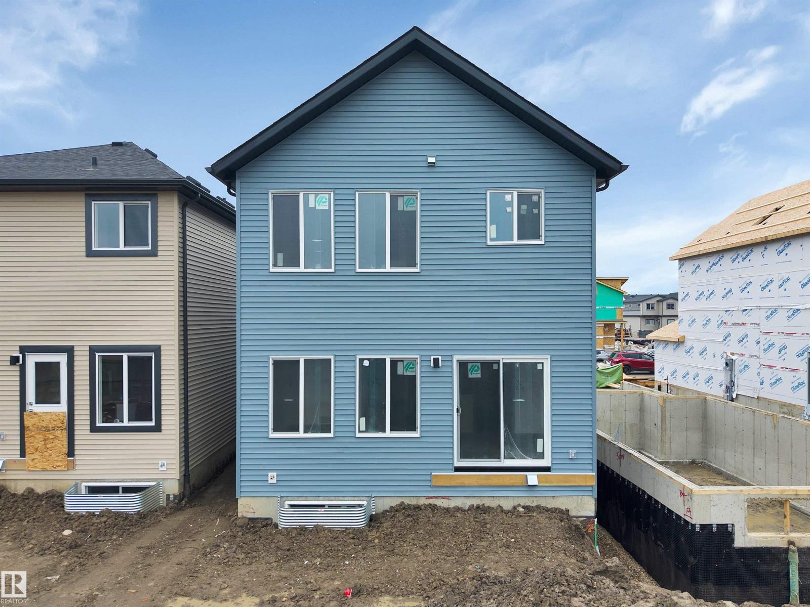 18003 73 ST NW - 51