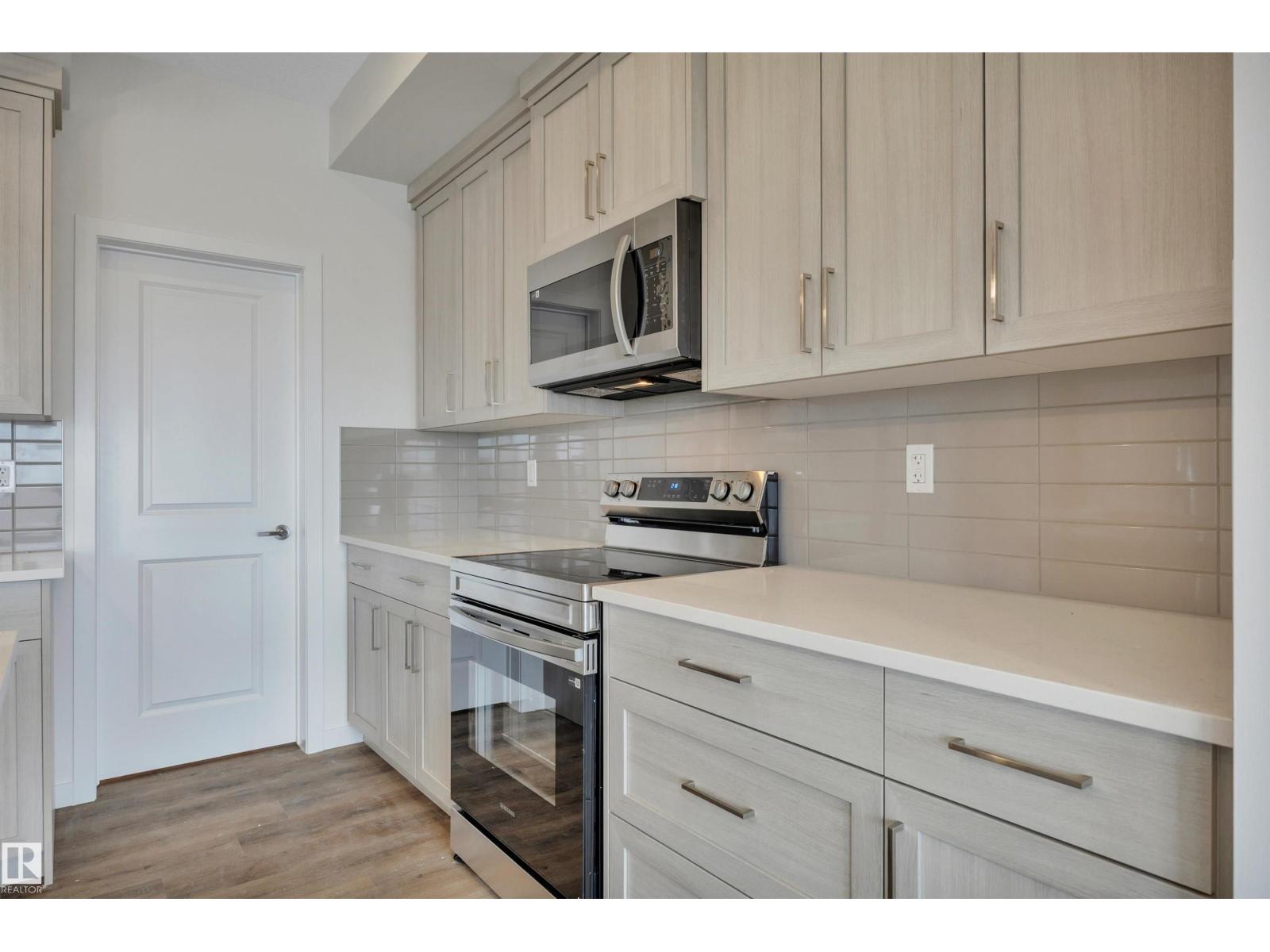 18003 73 ST NW - 12