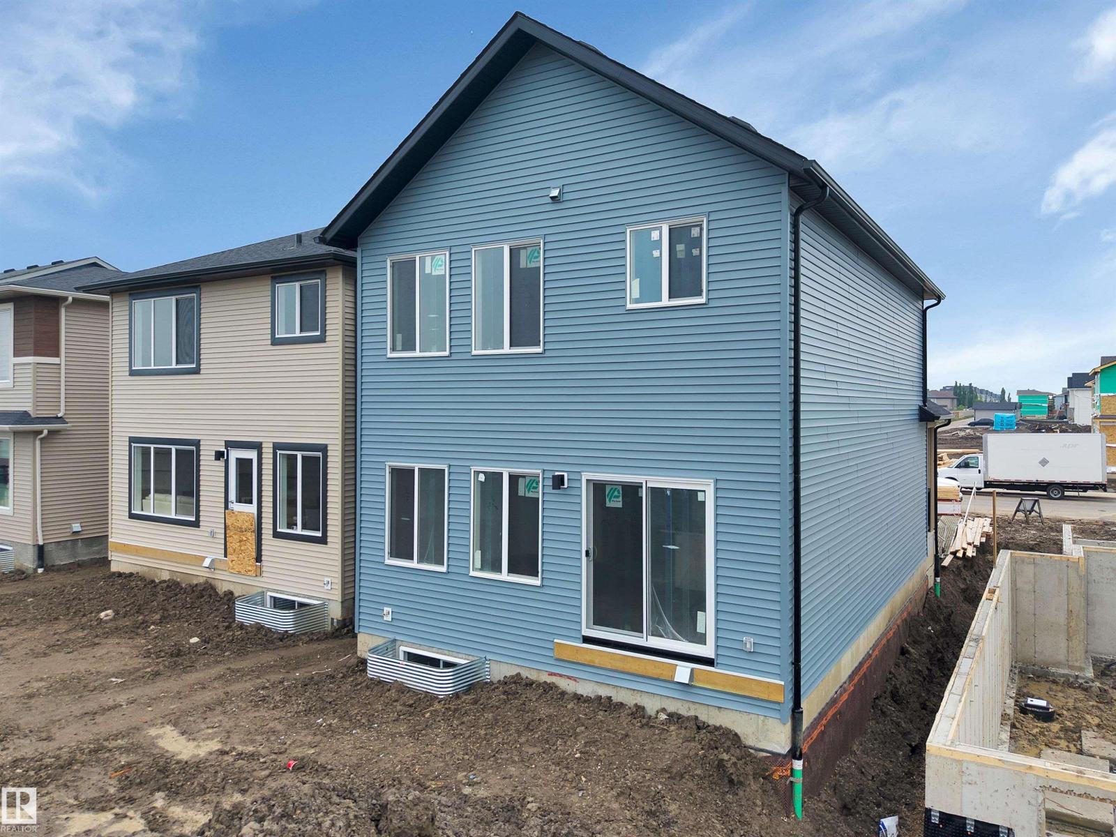 18003 73 ST NW - 50