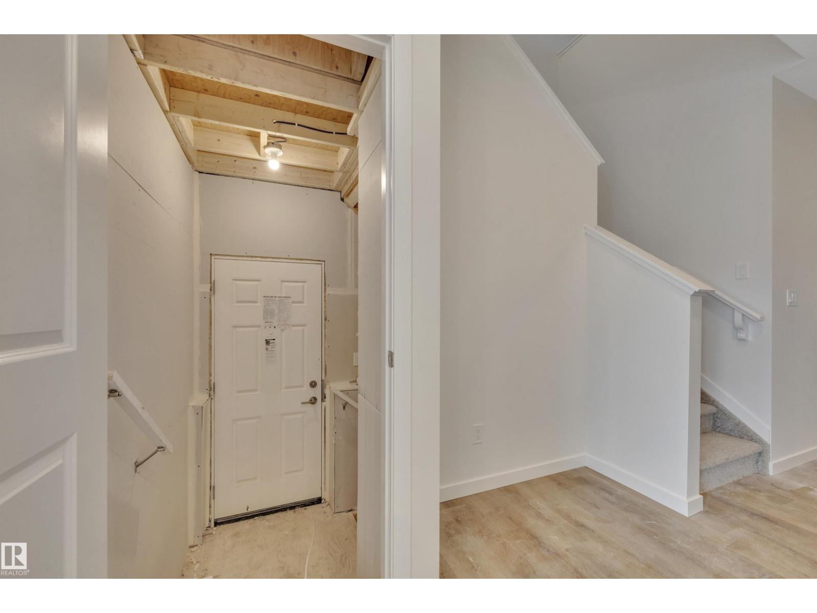 18003 73 ST NW - 43
