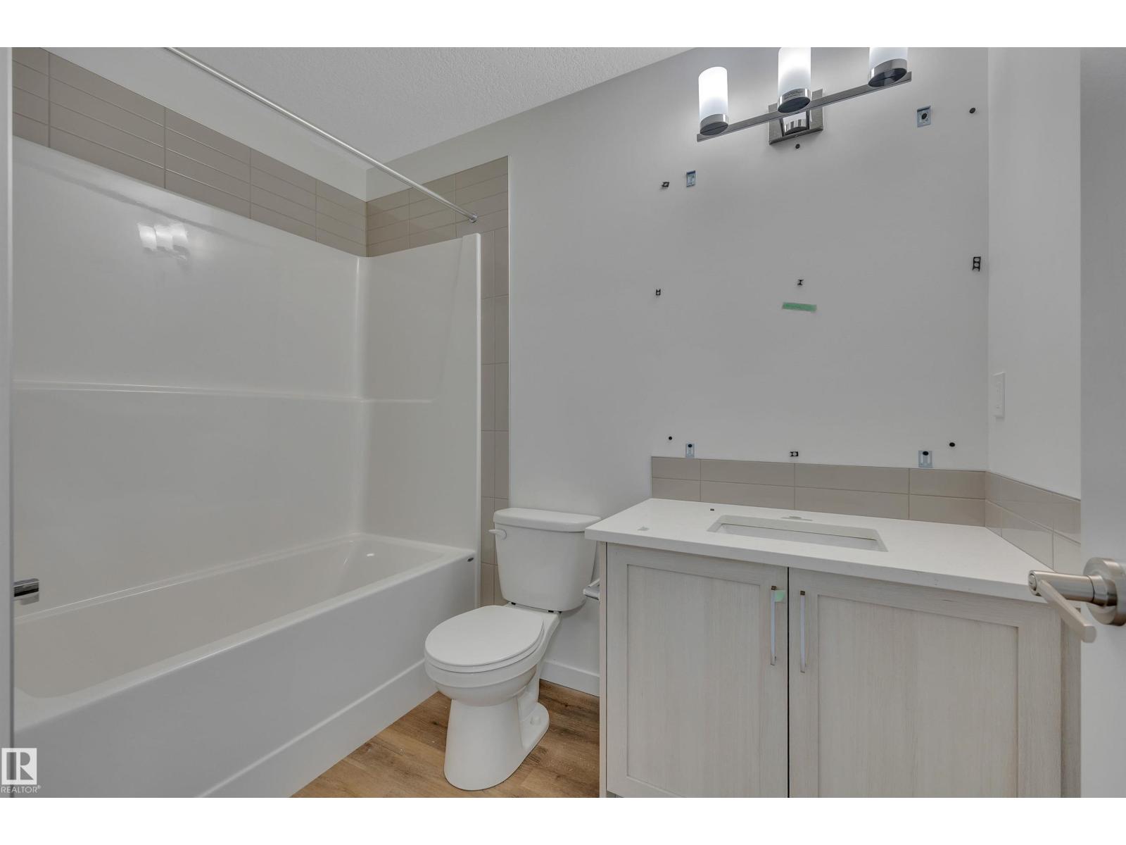 18003 73 ST NW - 41