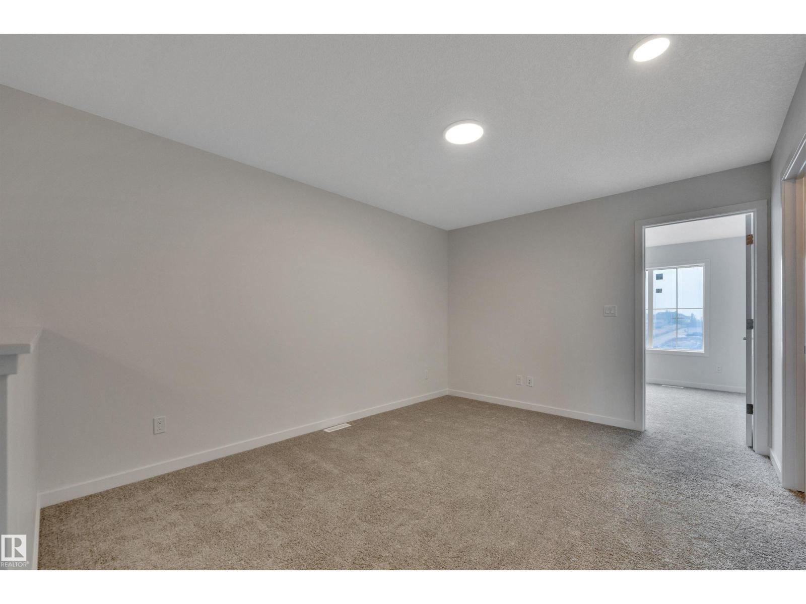 18003 73 ST NW - 33