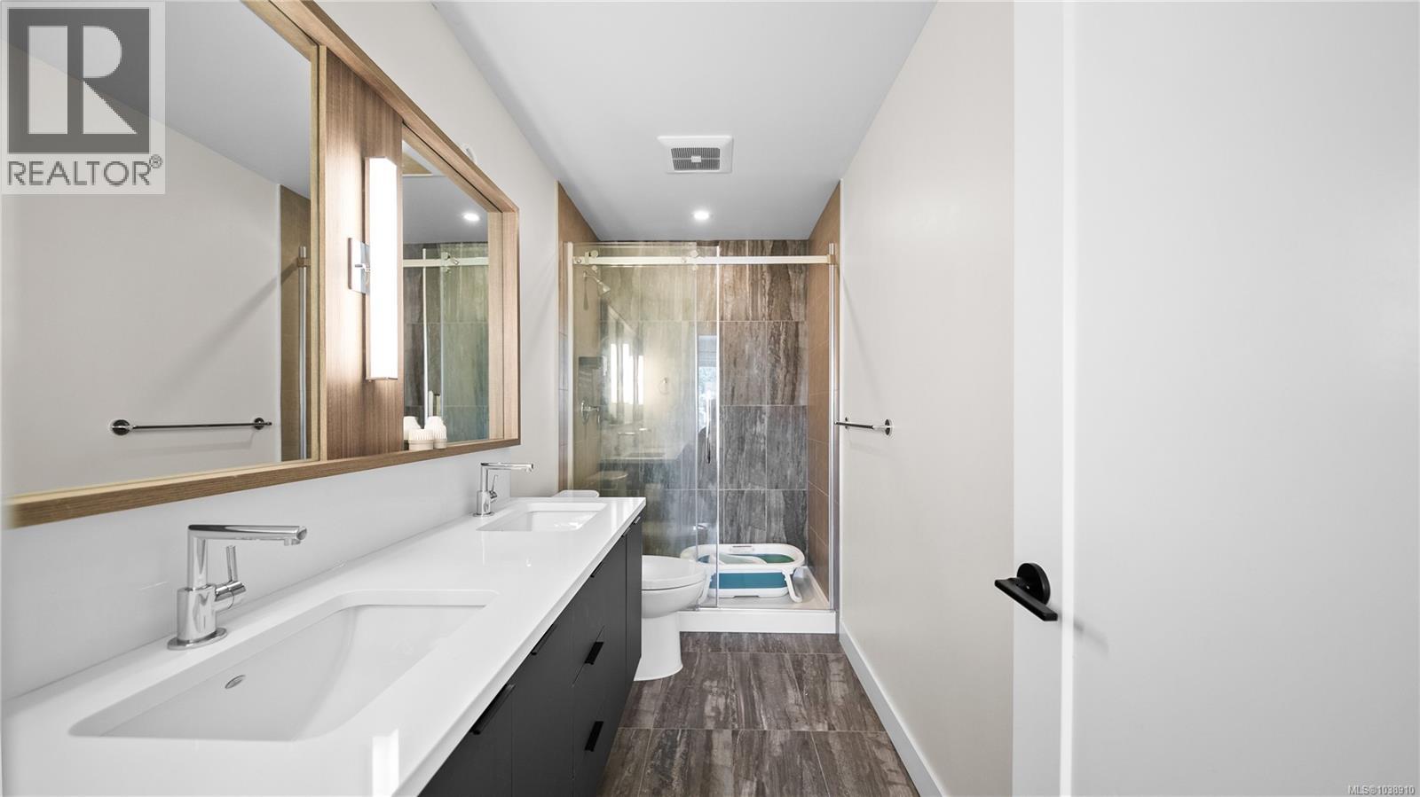 #412 967 Whirlaway Cres - 21