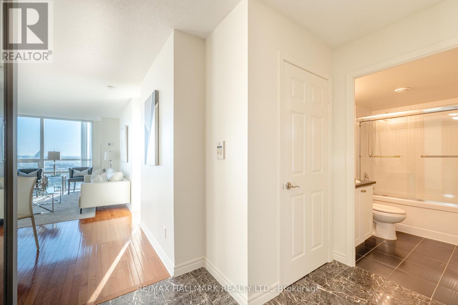 #1705 88 GRANGEWAY AVENUE - 5