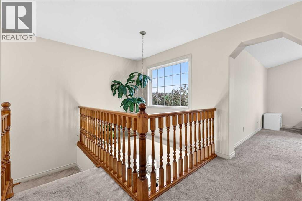 13 Cougar Ridge Circle SW - 26