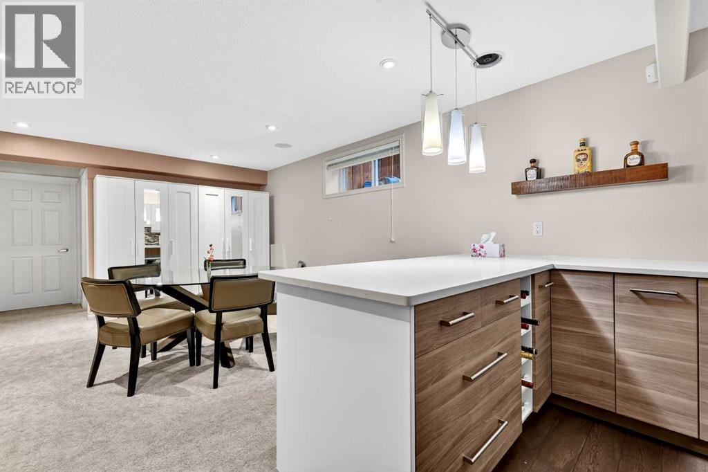 13 Cougar Ridge Circle SW - 44